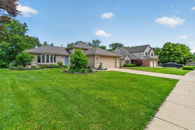 717 Naoma Drive, Crete, IL 60417
