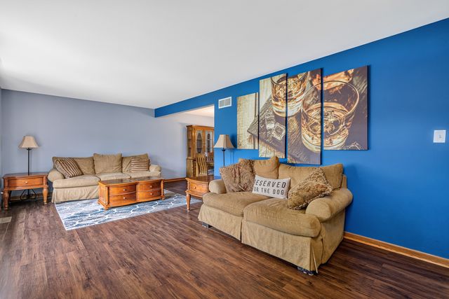 717 Naoma Drive, Crete, IL 60417