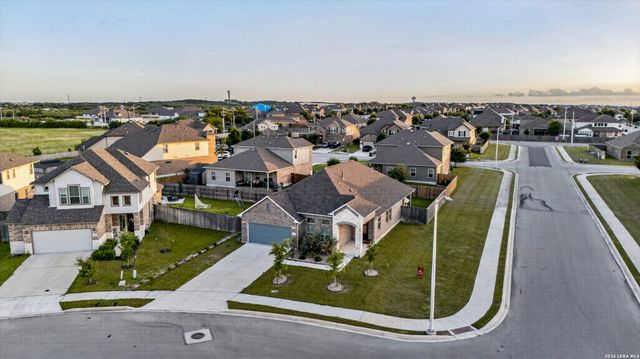 4919 Village Park, Schertz, TX 78124