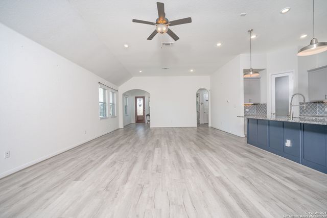 4919 Village Park, Schertz, TX 78124