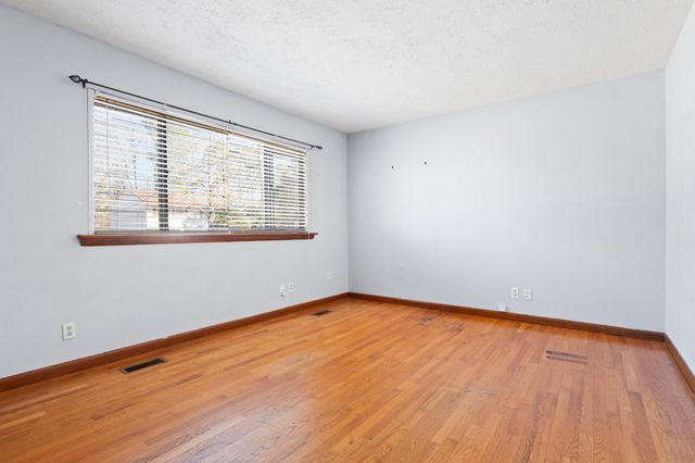 6914 Robinson Drive, Chattanooga, TN 37421