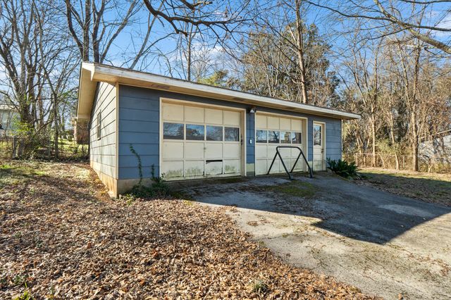 6914 Robinson Drive, Chattanooga, TN 37421