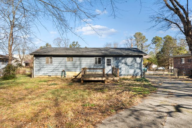 6914 Robinson Drive, Chattanooga, TN 37421