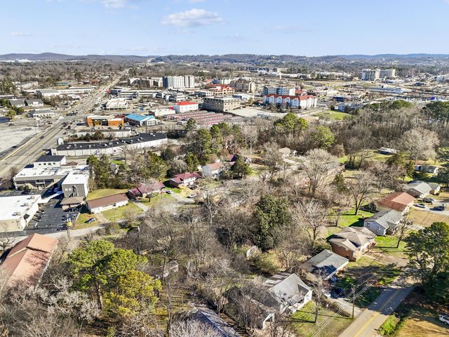 6914 Robinson Drive, Chattanooga, TN 37421