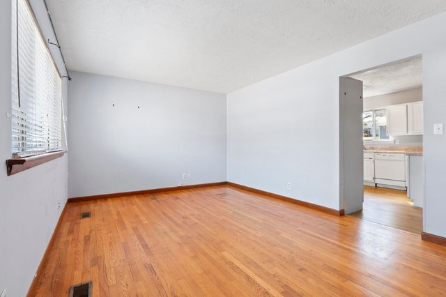 6914 Robinson Drive, Chattanooga, TN 37421