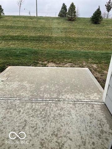14182 Bay Willow Drive, Fishers, IN 46037