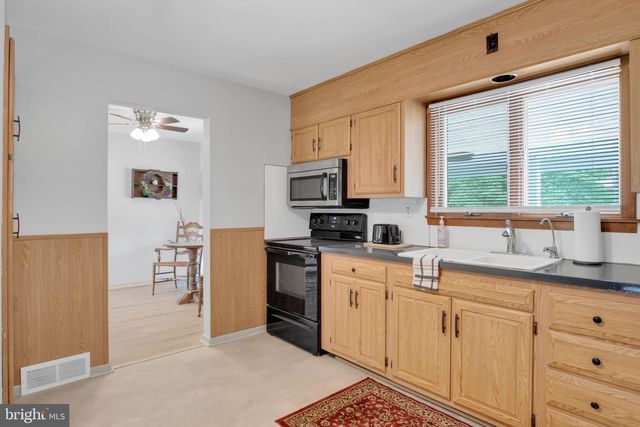 1003 ROCKLEDGE DRIVE, Carlisle, PA 17015