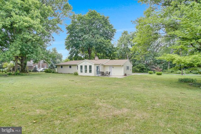 1003 ROCKLEDGE DRIVE, Carlisle, PA 17015