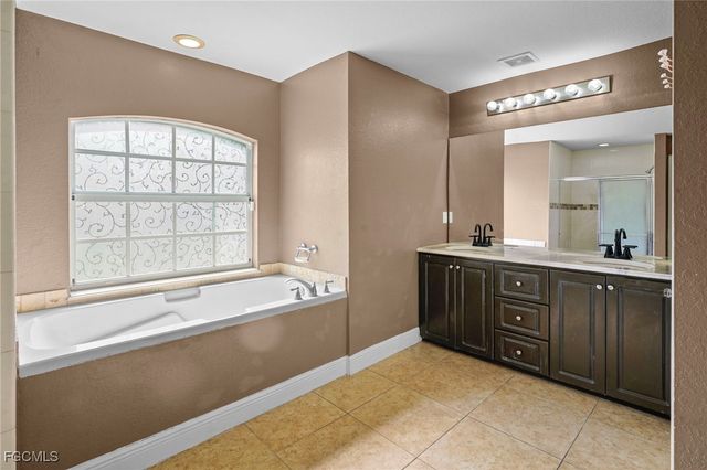 1019 Carroll ST E, Lehigh Acres, FL 33974