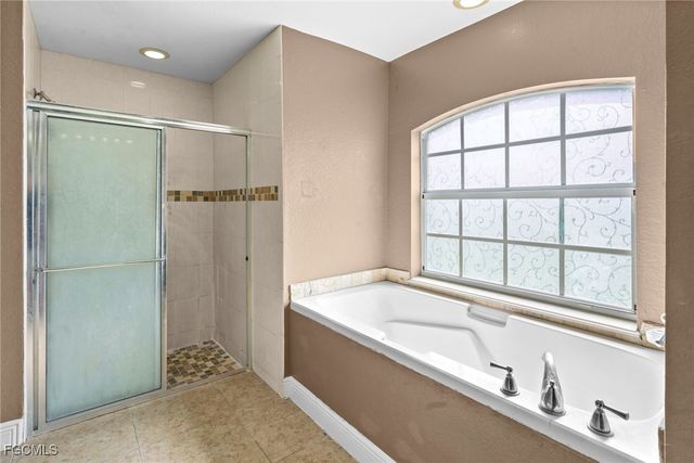 1019 Carroll ST E, Lehigh Acres, FL 33974