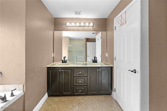 1019 Carroll ST E, Lehigh Acres, FL 33974