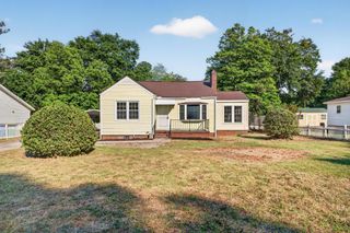 450 Williamsburg Street NE, Aiken, SC 29801