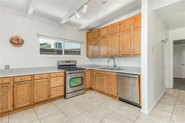 1326 Campus, Redlands, CA 92374