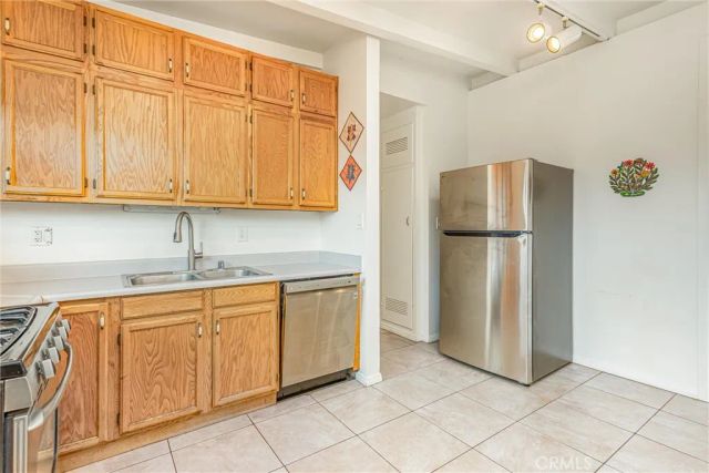 1326 Campus, Redlands, CA 92374