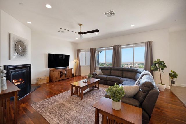 7260 Breaker Point Way, El Dorado Hills, CA 95762