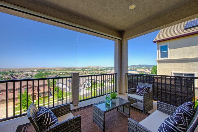 7260 Breaker Point Way, El Dorado Hills, CA 95762