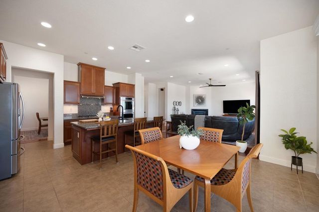 7260 Breaker Point Way, El Dorado Hills, CA 95762