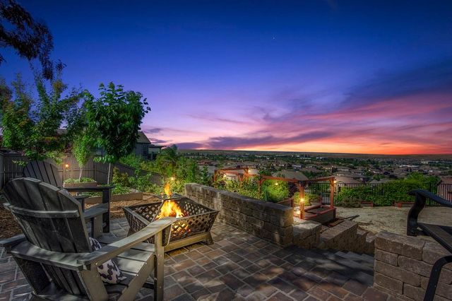7260 Breaker Point Way, El Dorado Hills, CA 95762