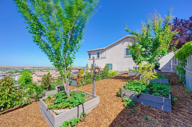 7260 Breaker Point Way, El Dorado Hills, CA 95762