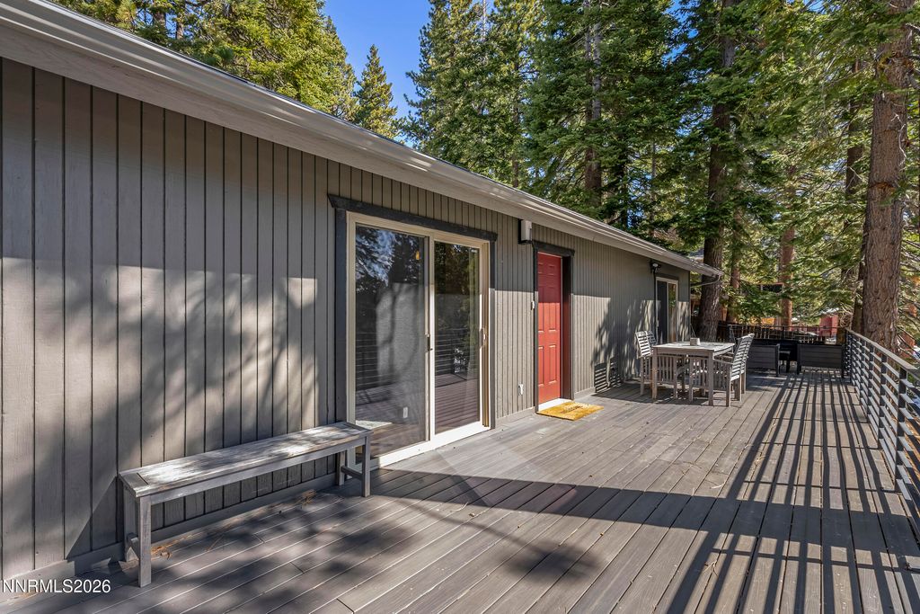 Image 2 of property listing at 696 Bidwell Court, Incline Village, NV 89451