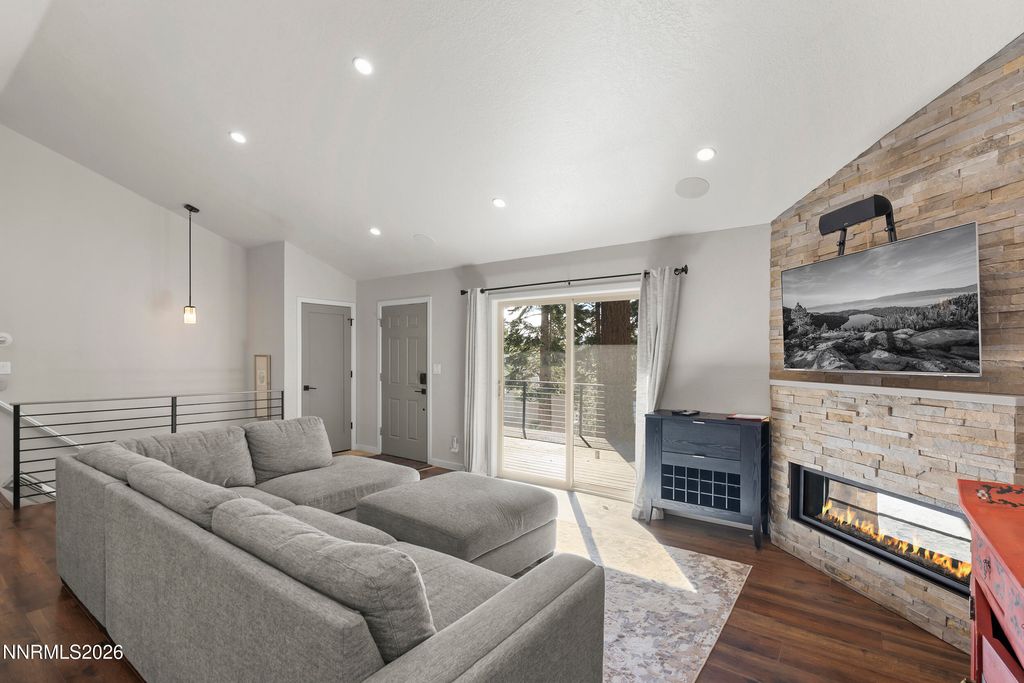 Image 3 of property listing at 696 Bidwell Court, Incline Village, NV 89451