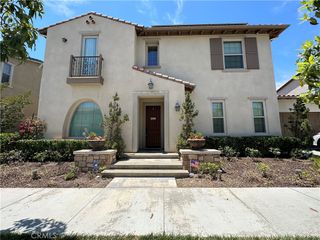 18 Meadow Place, Tustin, CA 92782