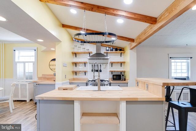 3017 ACTON RD, Baltimore, MD 21234