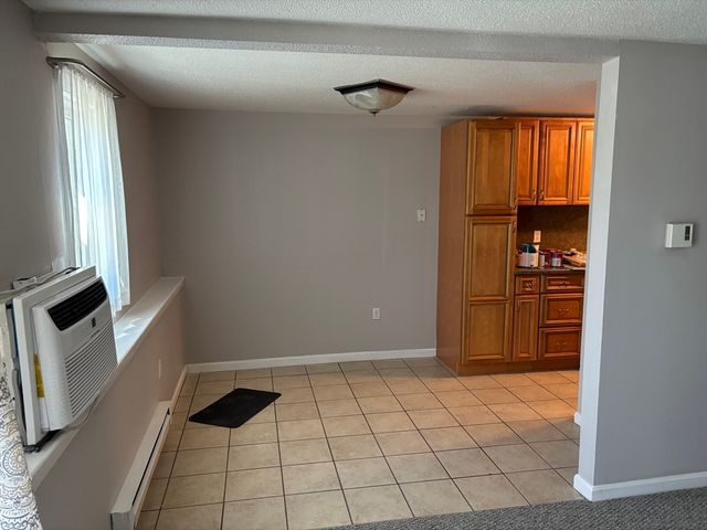 96 Main St 4, Foxboro, MA 02035