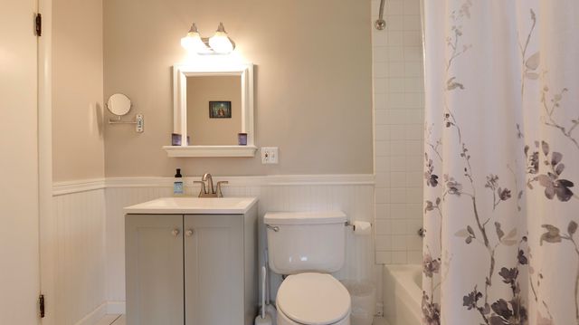 1141 NW Sunset Drive, Grants Pass, OR 97526