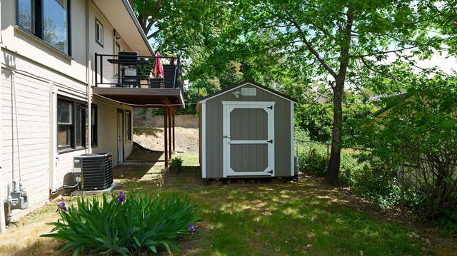 1141 NW Sunset Drive, Grants Pass, OR 97526
