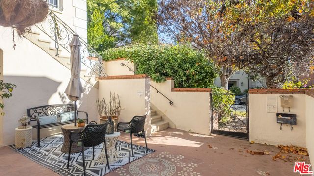 205 S Reeves Drive, Beverly Hills, CA 90212