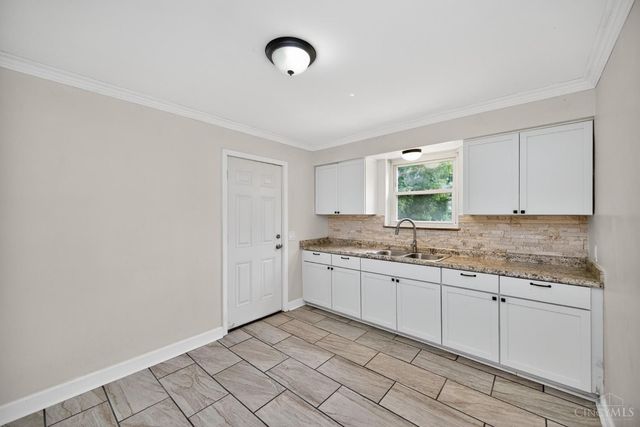 3452 Robb Avenue, Cheviot, OH 45211