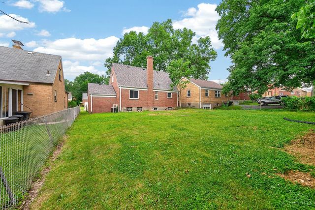 3452 Robb Avenue, Cheviot, OH 45211
