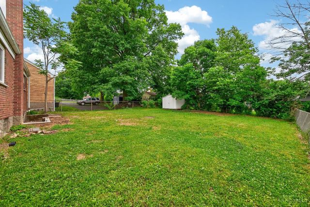 3452 Robb Avenue, Cheviot, OH 45211