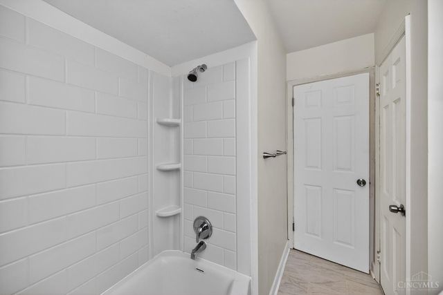 3452 Robb Avenue, Cheviot, OH 45211