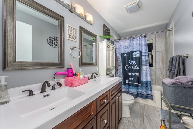 6430 N Longmont St, Park City, KS 67219