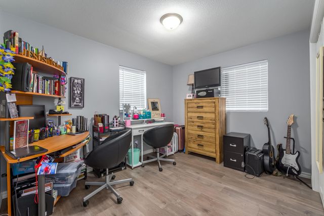 6430 N Longmont St, Park City, KS 67219