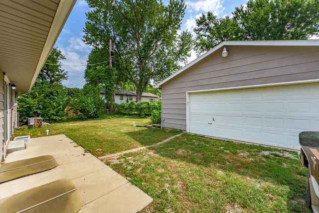 6430 N Longmont St, Park City, KS 67219