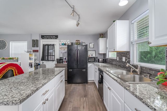 6430 N Longmont St, Park City, KS 67219