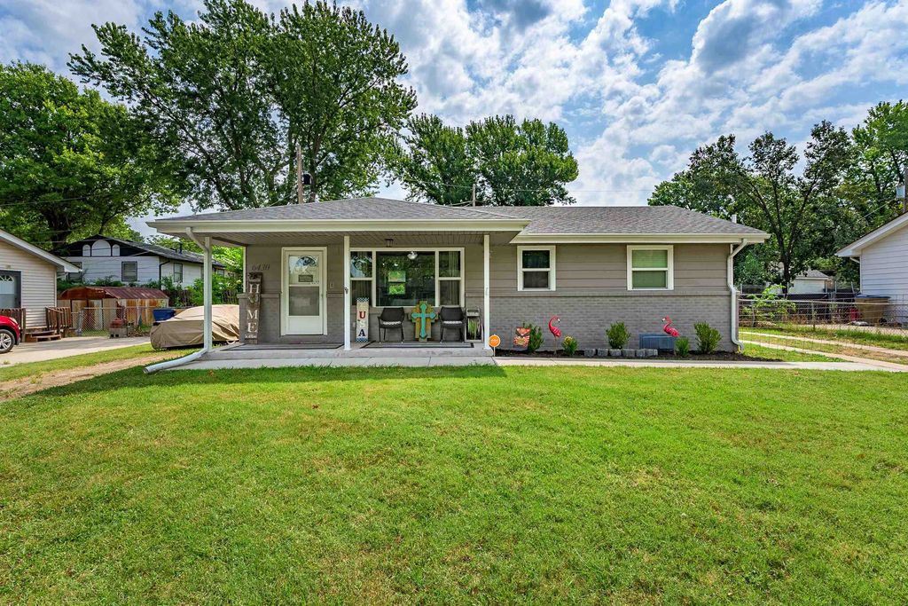 6430 N Longmont St, Park City, KS 67219