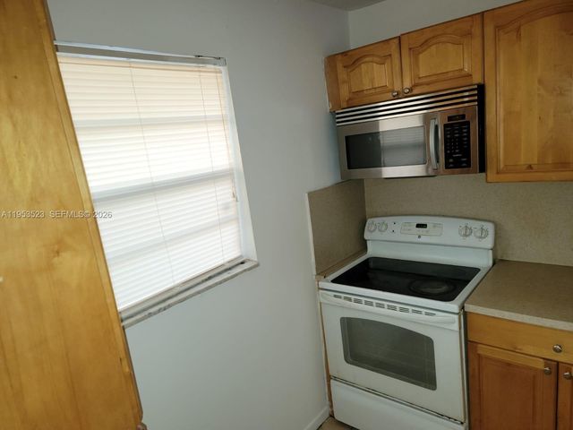 17255 SW 95th Ave 249, Palmetto Bay, FL 33157