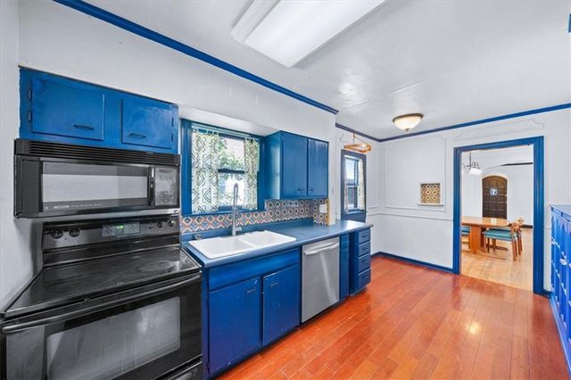 7404 Walnut Street, Kansas City, MO 64114