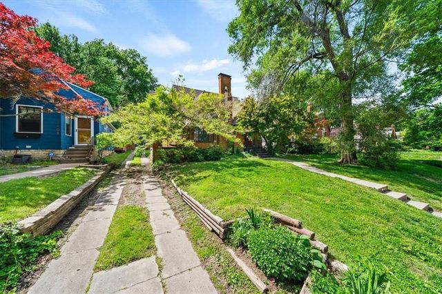 7404 Walnut Street, Kansas City, MO 64114
