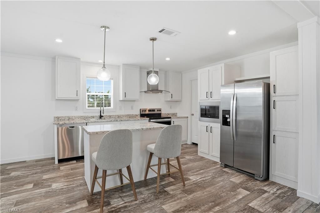 7 Birch BLVD, FORT MYERS, FL 33908 — photo 3