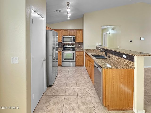 3797 W MORGAN Lane, San Tan Valley, AZ 85144