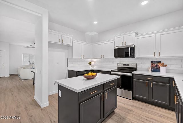 7127 S 53RD Lane, Laveen, AZ 85339