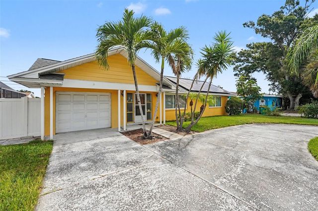 12149 PARK BOULEVARD 7, Seminole, FL 33772
