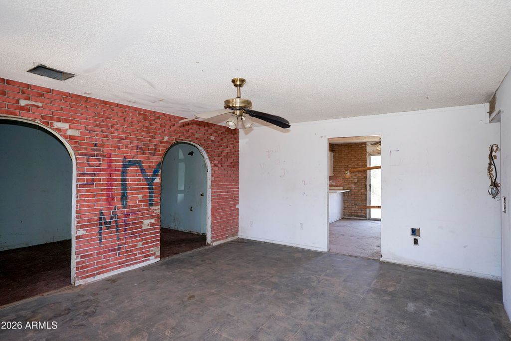 4838 W CORONADO Road, Phoenix, AZ 85035 — photo 4