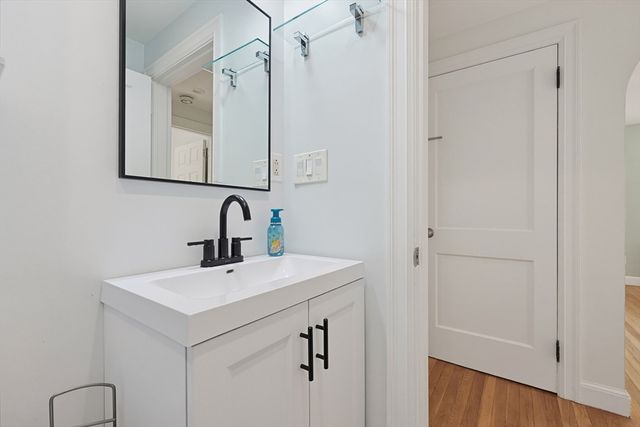 50 Rustic Rd, Walpole, MA 02032