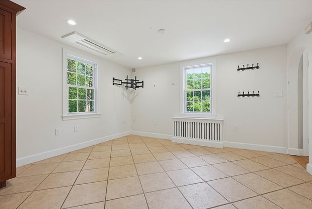 50 Rustic Rd, Walpole, MA 02032